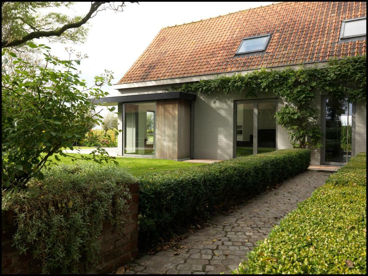 Bed and Breakfast Rooseboom22 Aartrijke Exterior foto